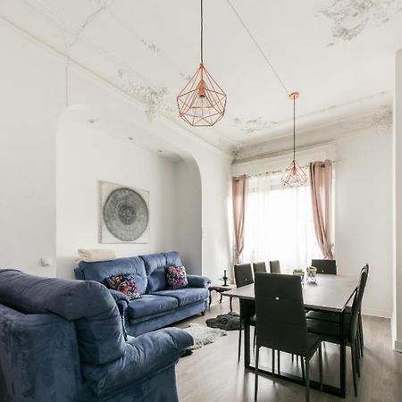 M&F 7 Rooms/7 Bathrooms Over Gran Via Madrid Bagian luar foto
