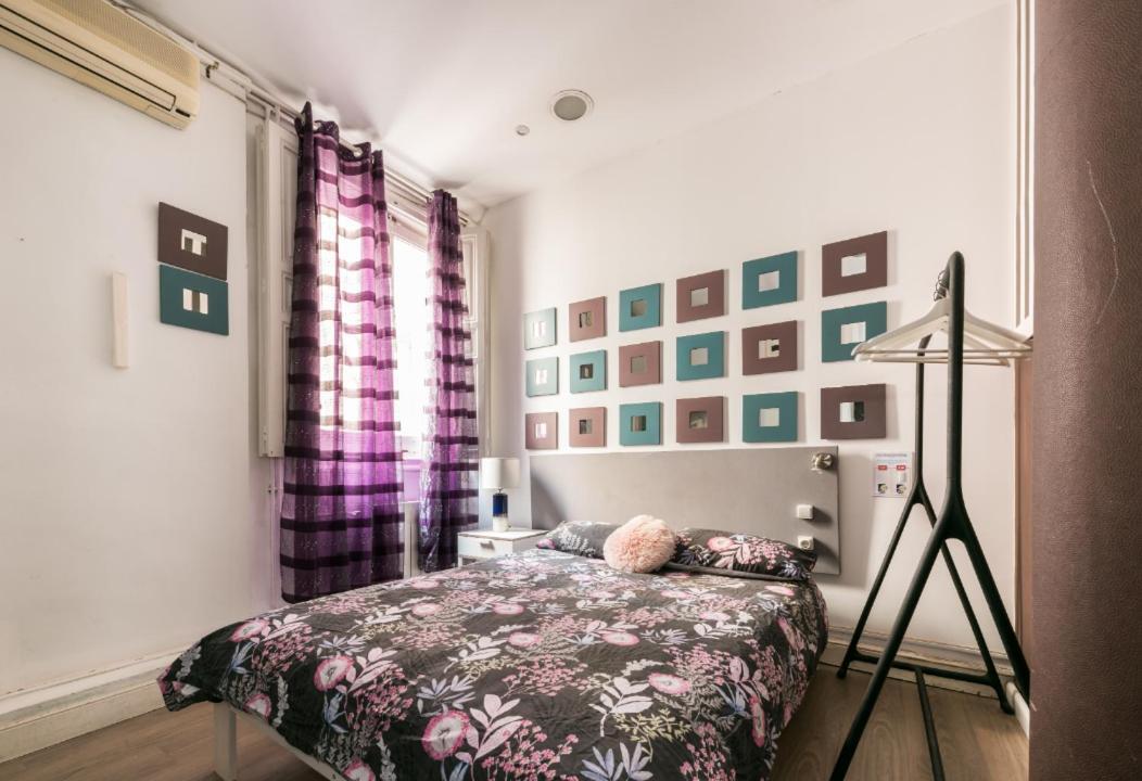 M&F 7 Rooms/7 Bathrooms Over Gran Via Madrid Bagian luar foto