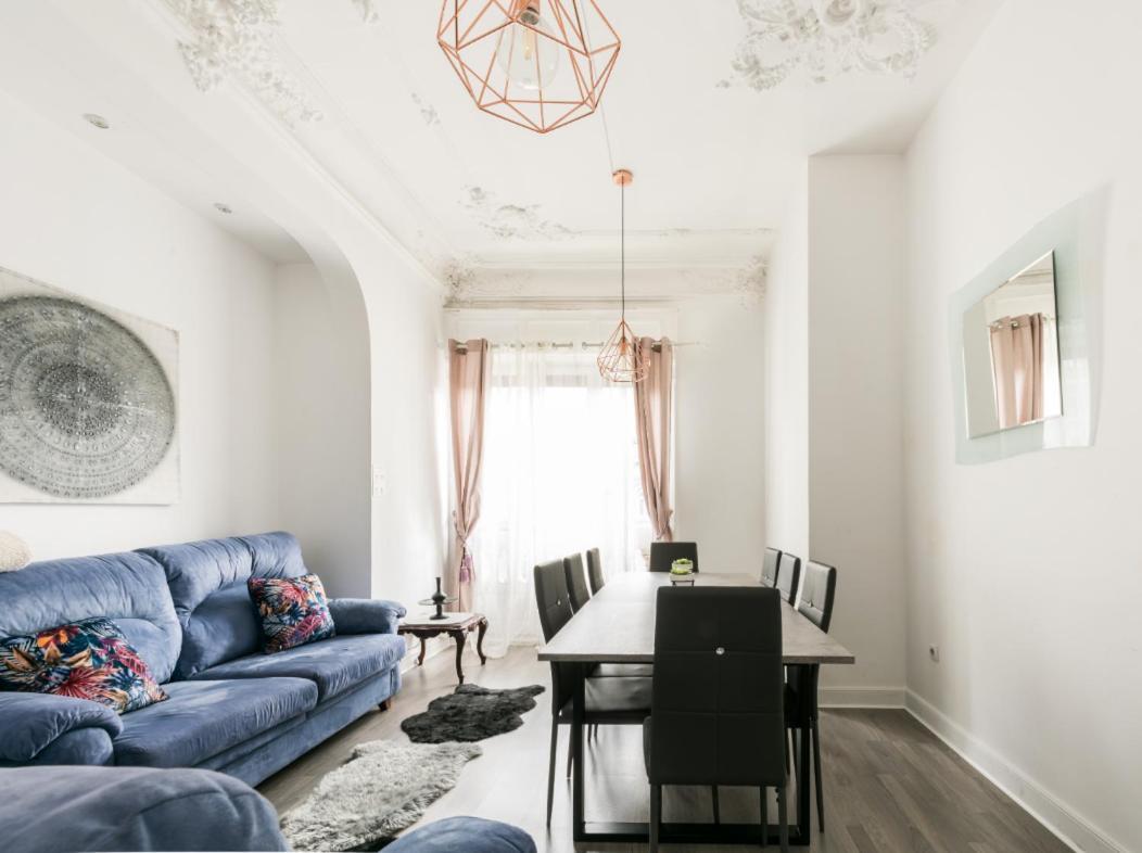 M&F 7 Rooms/7 Bathrooms Over Gran Via Madrid Bagian luar foto