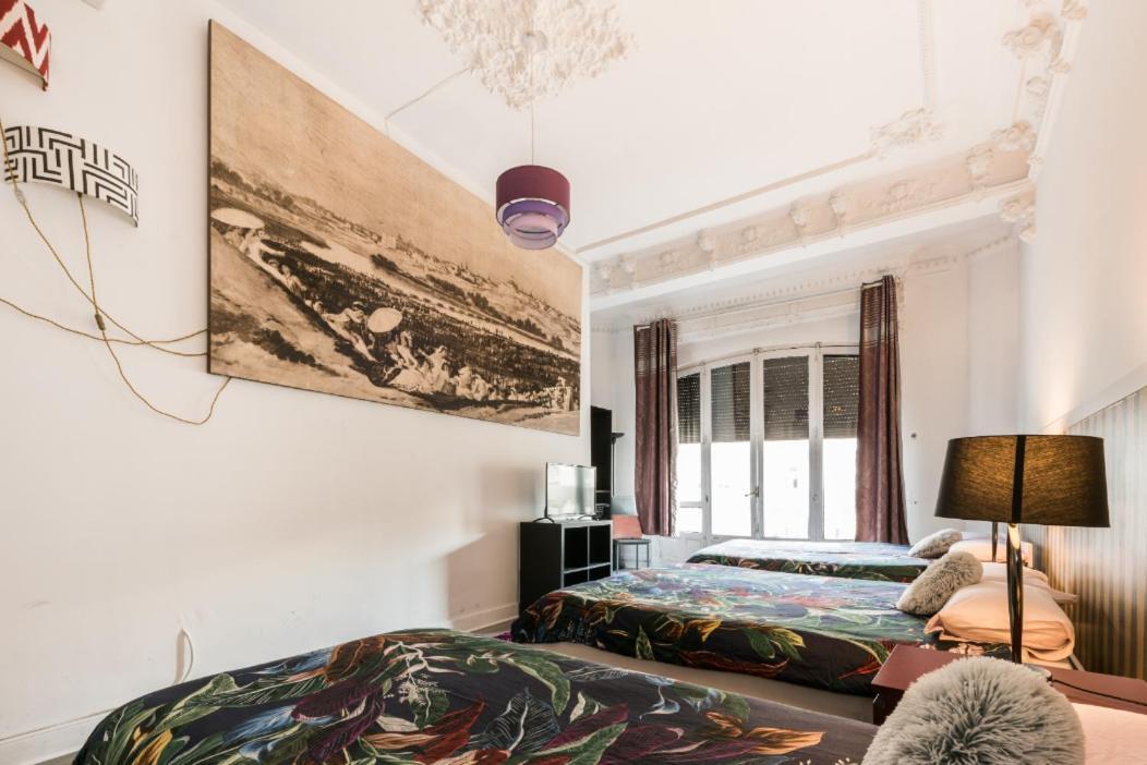 M&F 7 Rooms/7 Bathrooms Over Gran Via Madrid Bagian luar foto