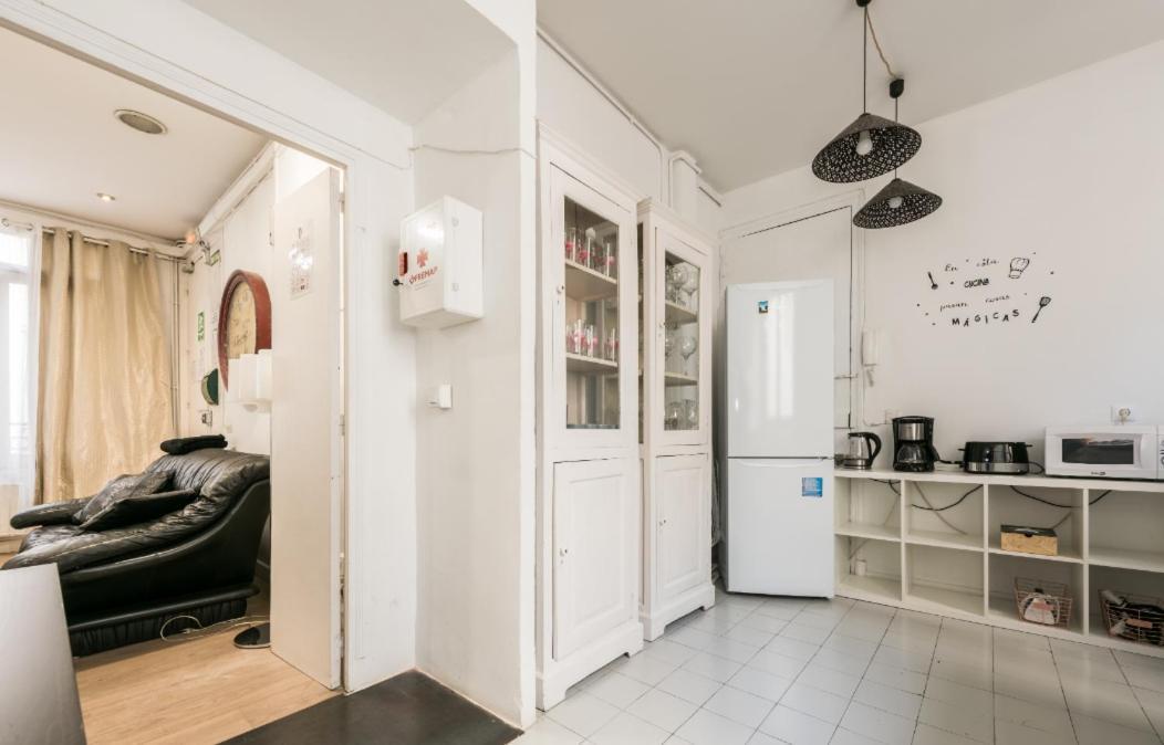 M&F 7 Rooms/7 Bathrooms Over Gran Via Madrid Bagian luar foto