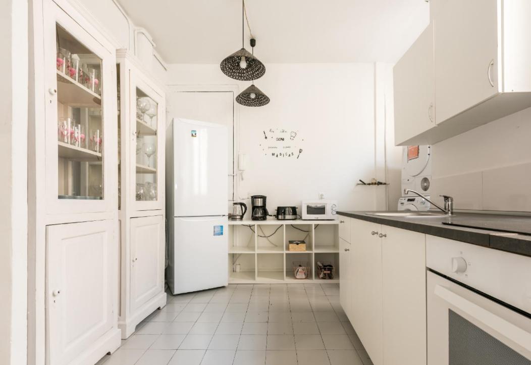 M&F 7 Rooms/7 Bathrooms Over Gran Via Madrid Bagian luar foto